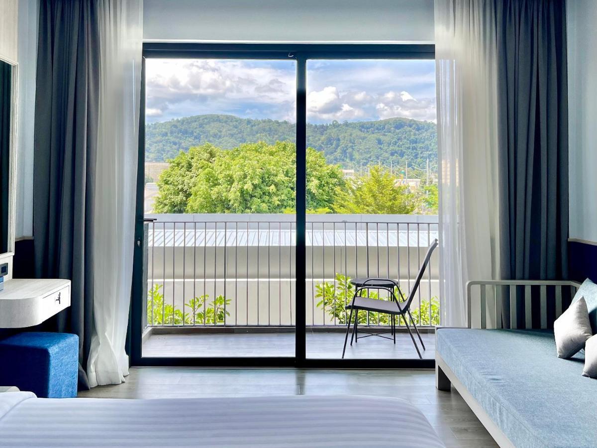 Deluxe Double or Twin Room Garden View