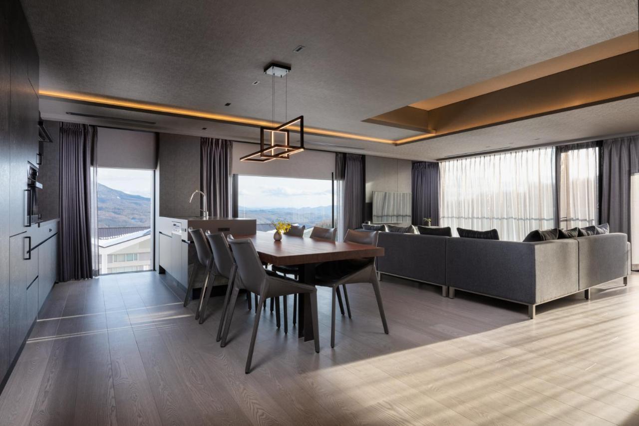 Deluxe Two Bedroom Suite,1315501987:JPEG