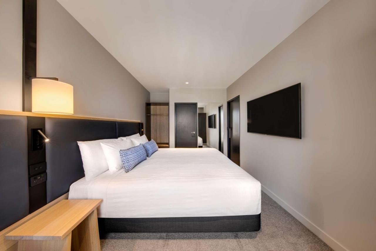 1 Bedroom Apartment Harbour View