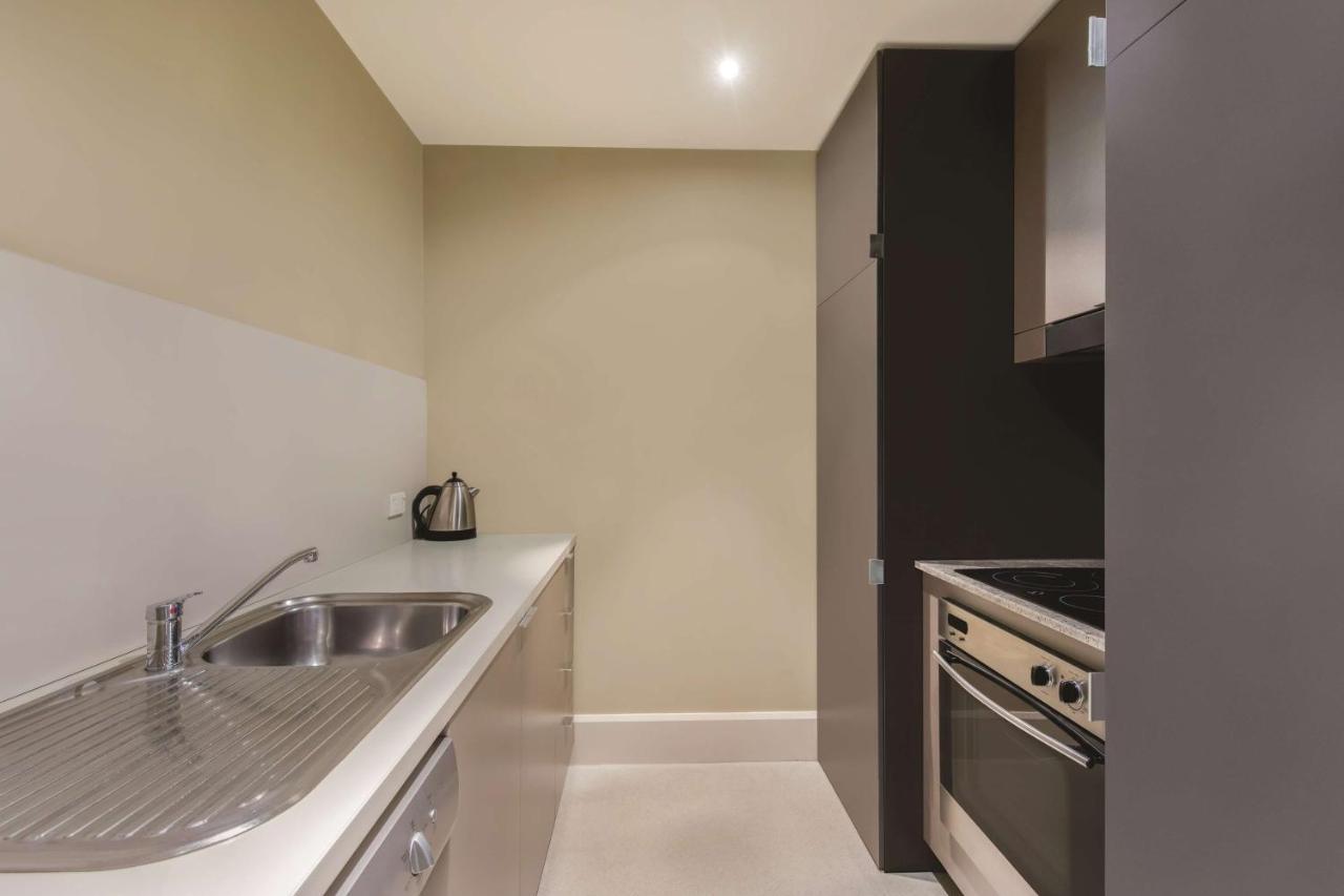 Premier Grand Two-Bedroom Apartment,1317260215:JPEG