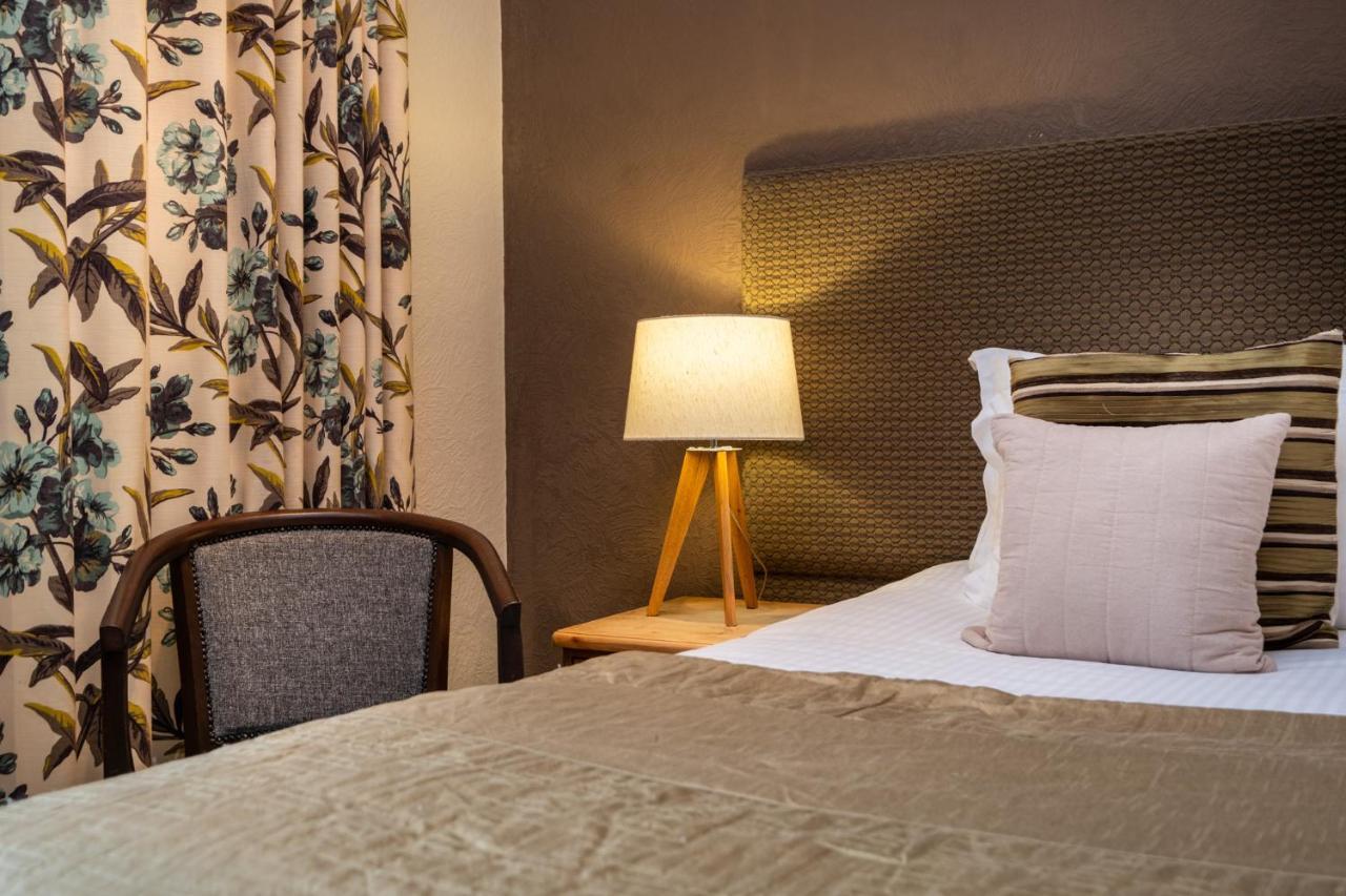 Superior Double or Twin En Suite