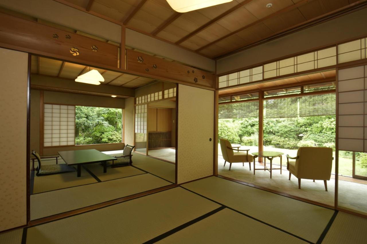 Japanese-Style Deluxe Room - New Building with Private Hot Spring Bath