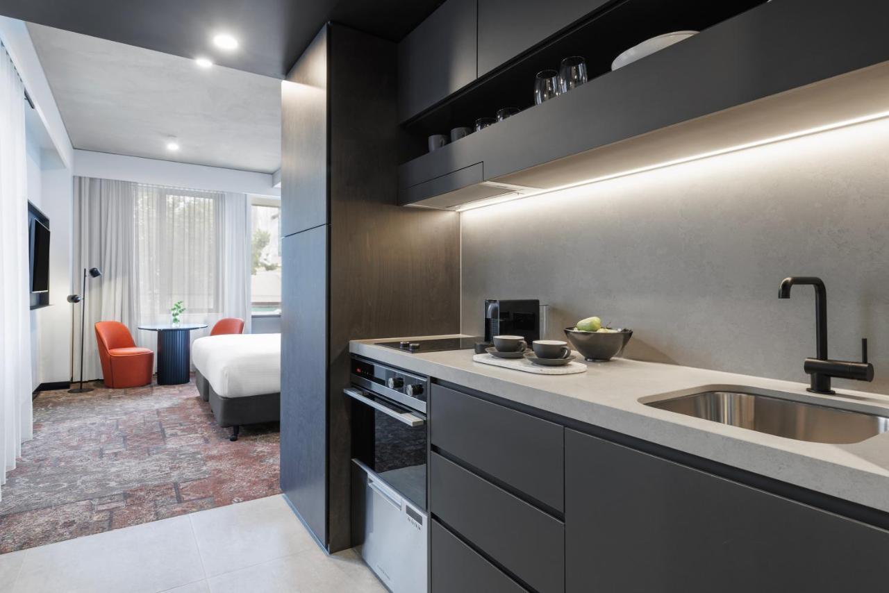 Executive Veriu Suite