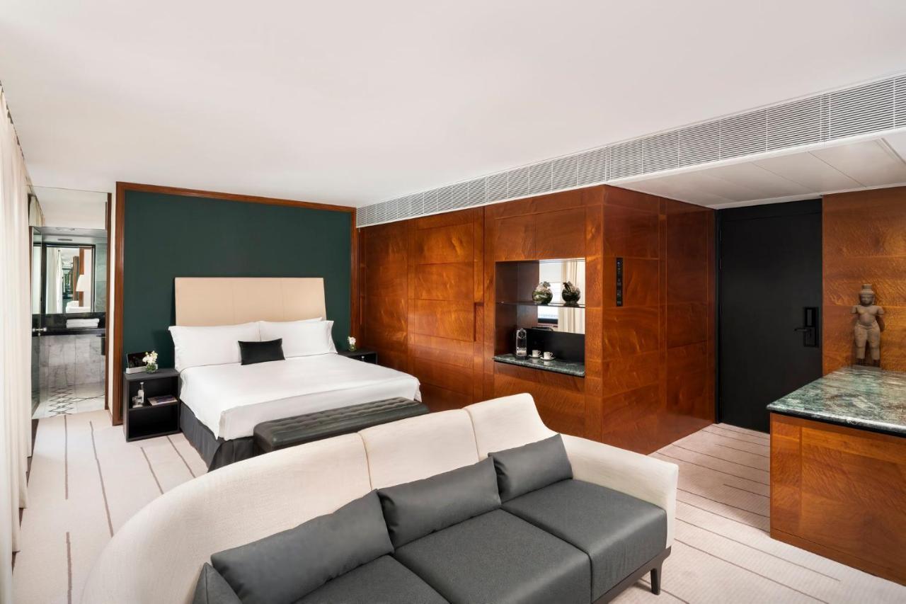 Halkin Room,1329533972:JPEG