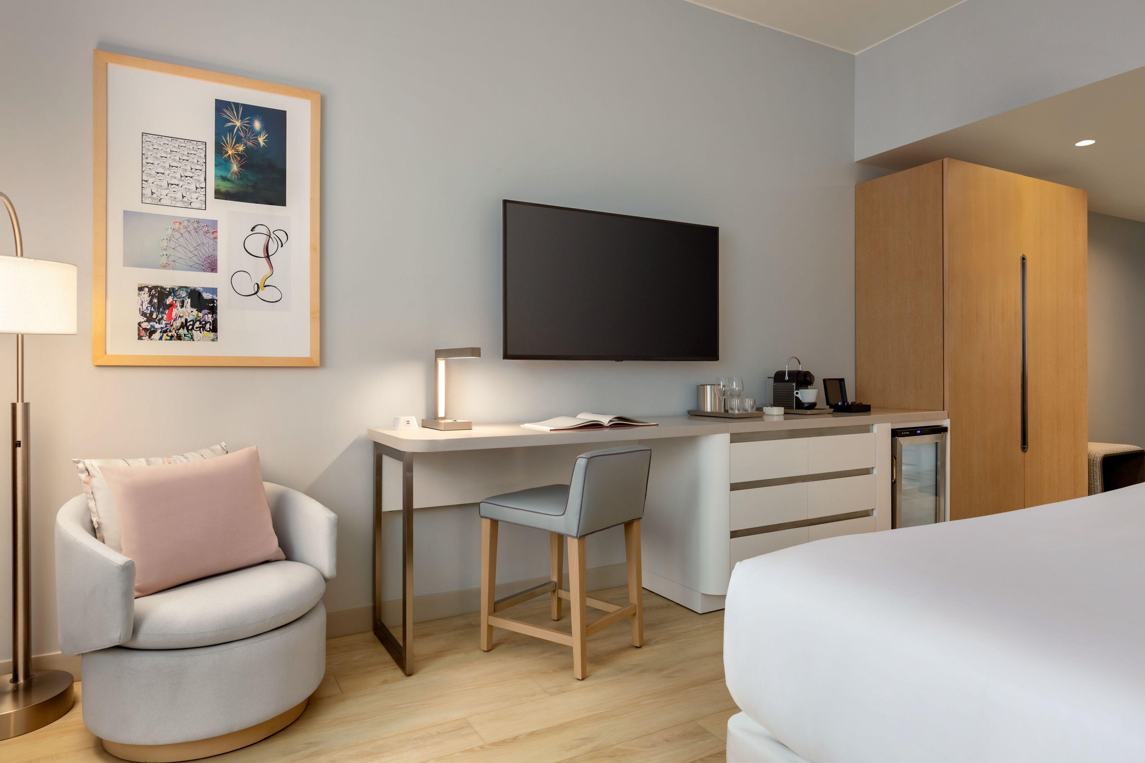 King Room,1331634779:JPEG