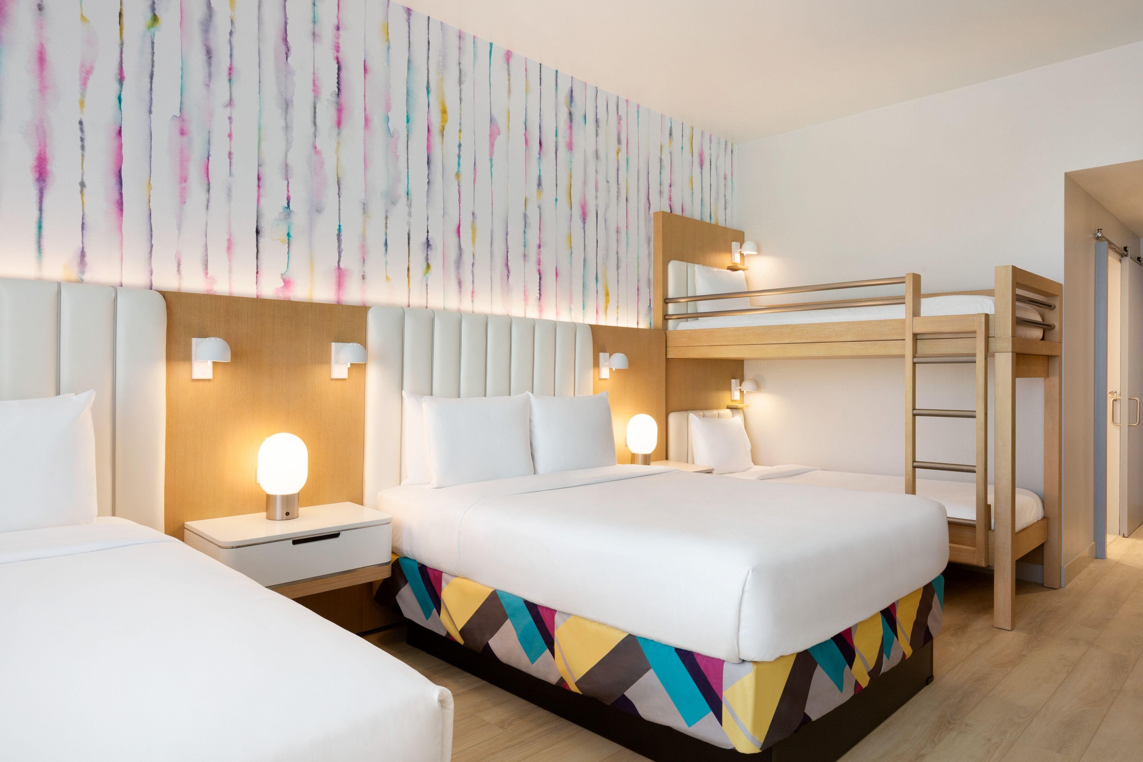 Queen Room Two Queen Beds Bunk Beds