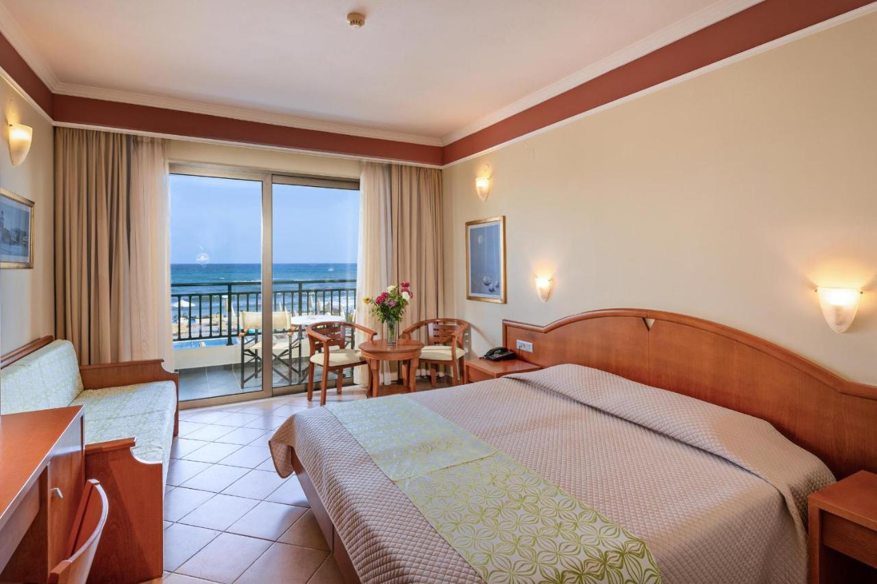 Superior Double or Twin Room with Front Sea View,1333572269:JPEG