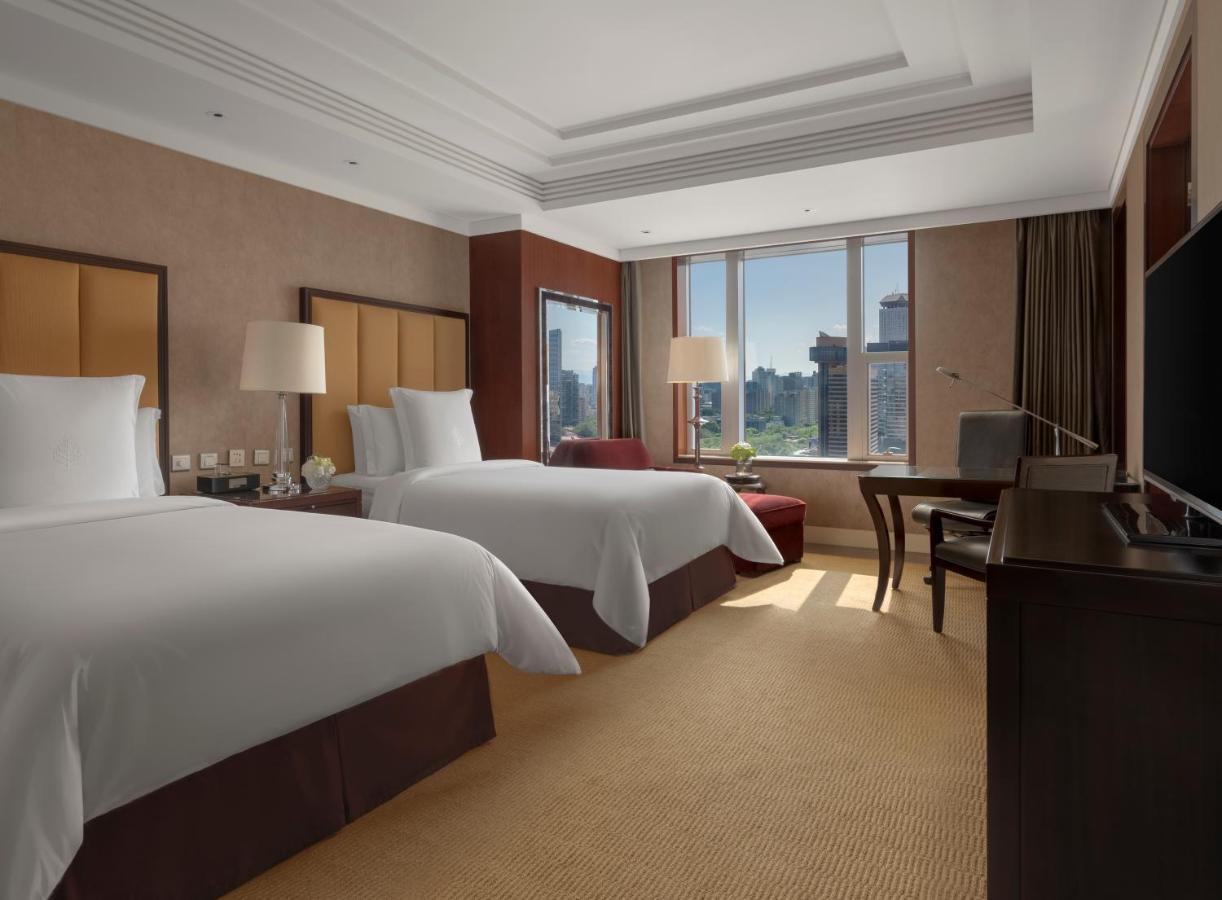 Premier Twin Room Skyline View