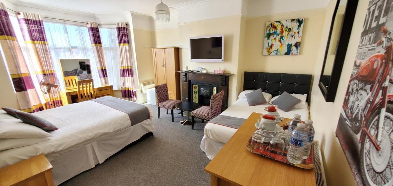 Superior Quadruple Room