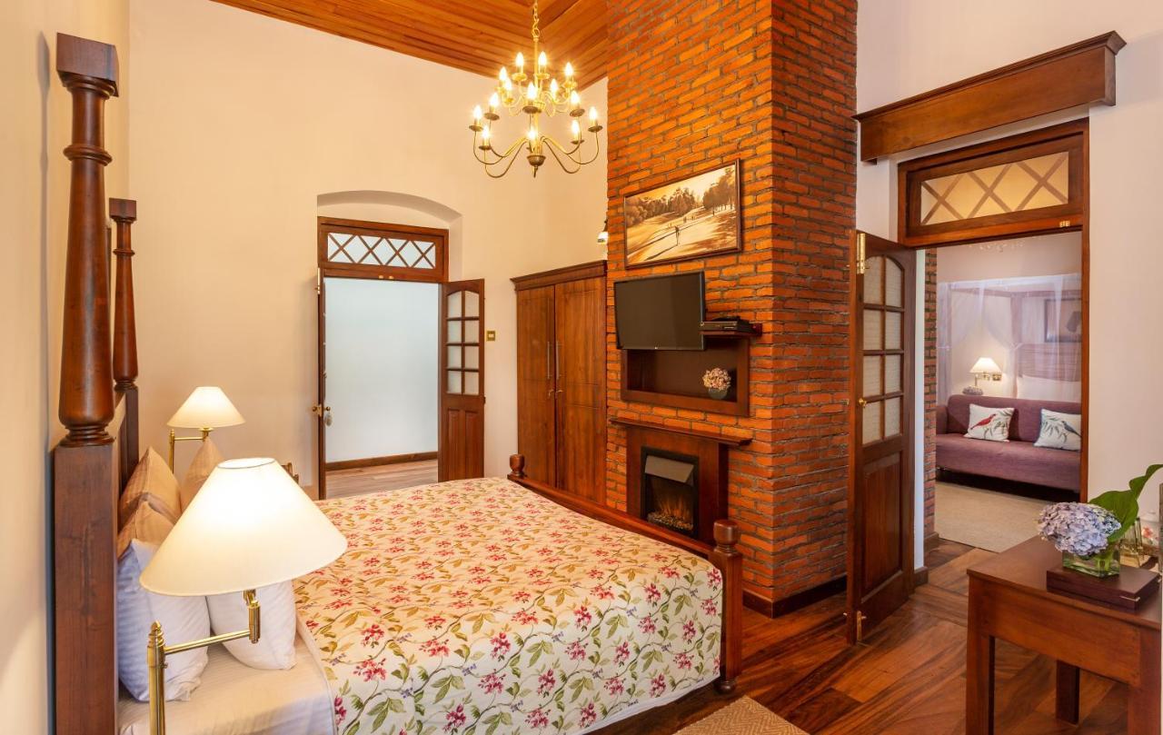 Double Room Lake View