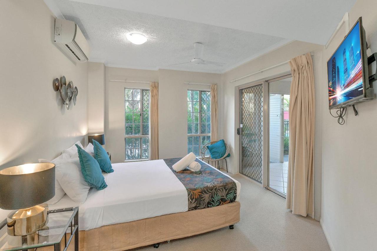 Deluxe Two-Bedroom Apartment