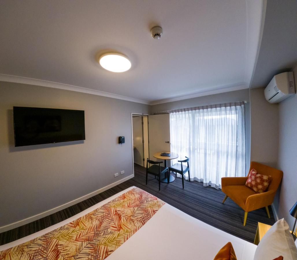 Interconnecting King Rooms