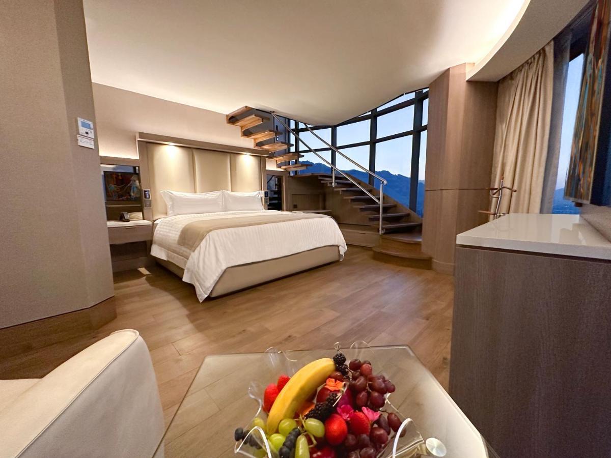Superior Room,1344271124:JPEG