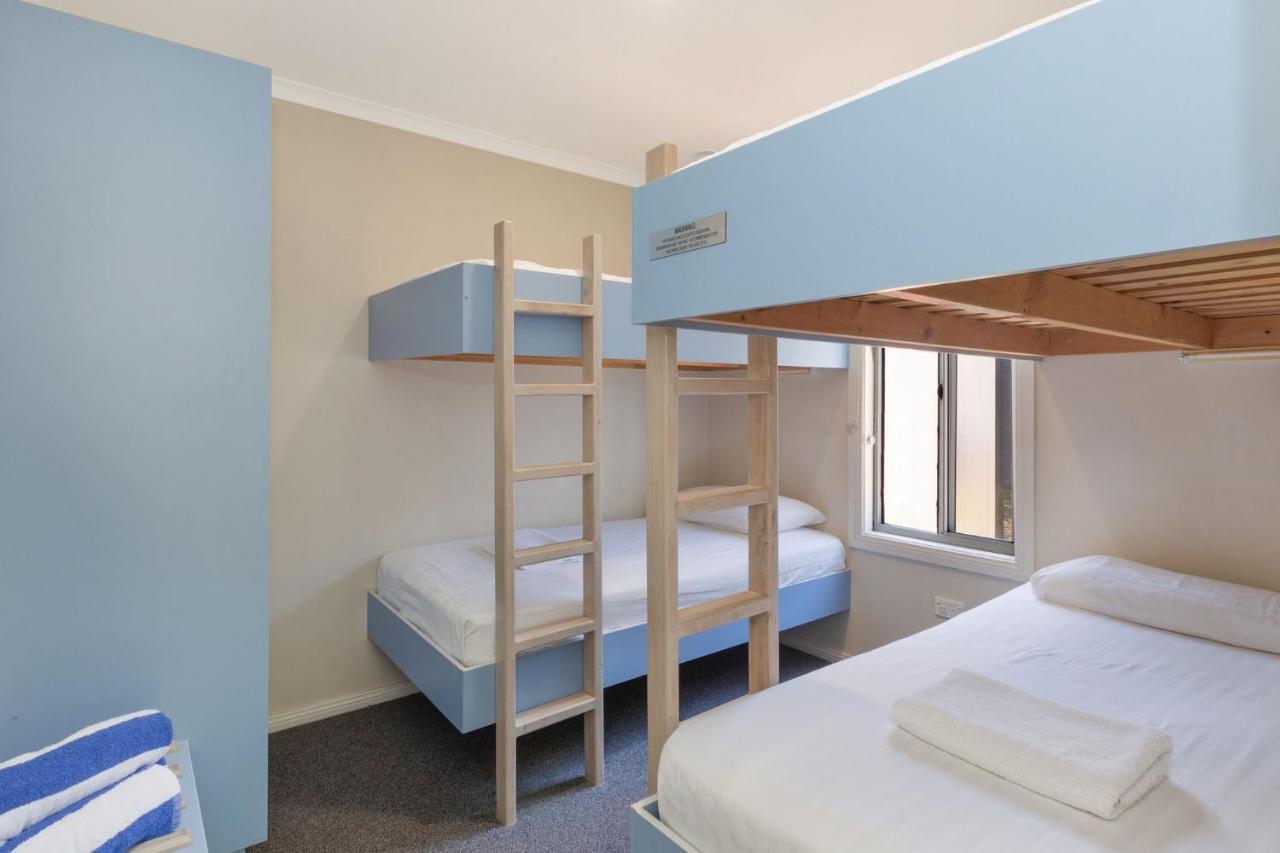 Deluxe Cabin Sleeps 6