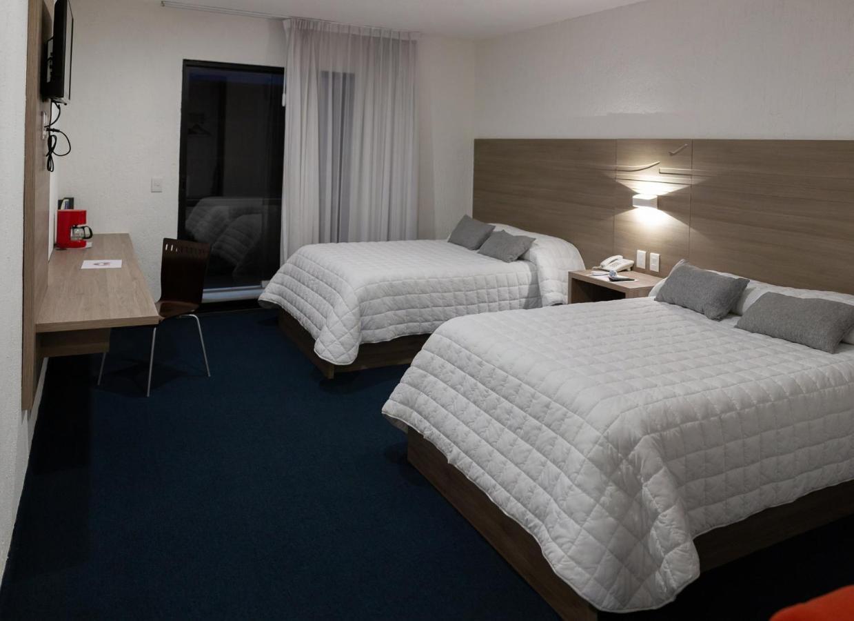 Standard Twin Room,1346931671:JPEG