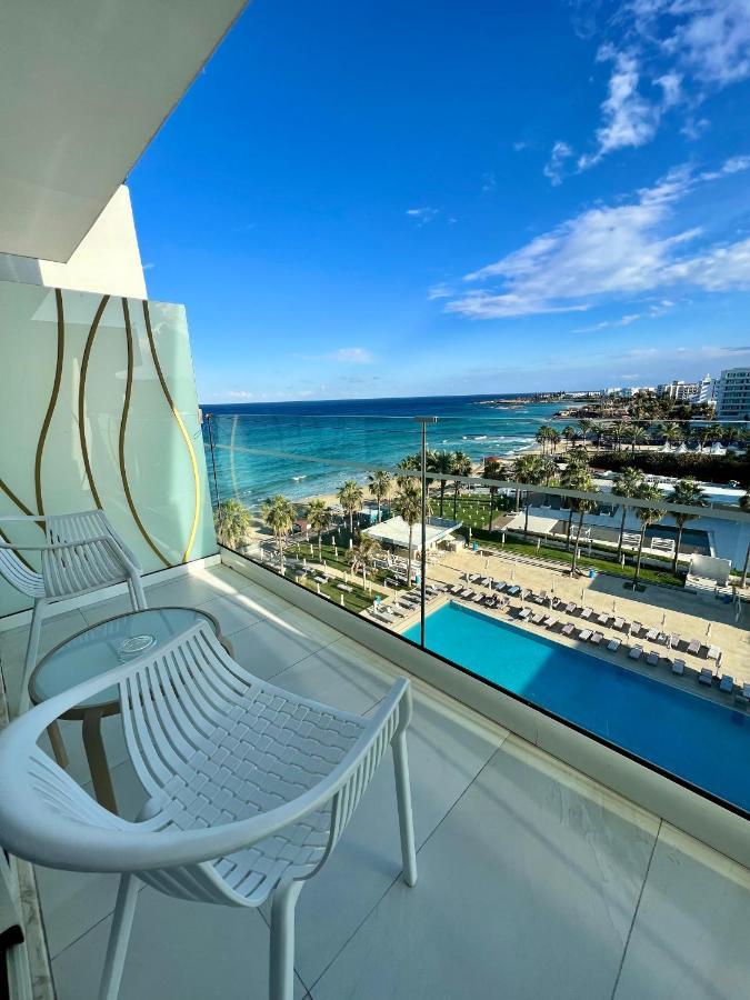 Standard Double or Twin Room Sea View