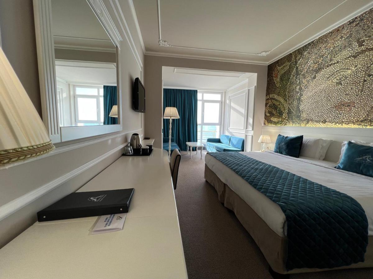 Superior Double or Twin Room Sea View