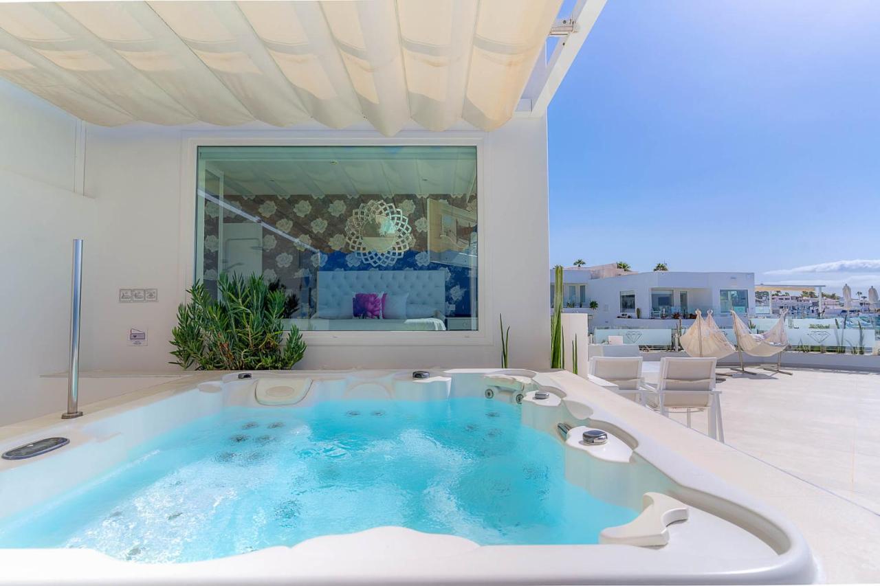 Suite Lanis 2 Bedroom with Hot Tub & Sea View,1349457415:JPEG
