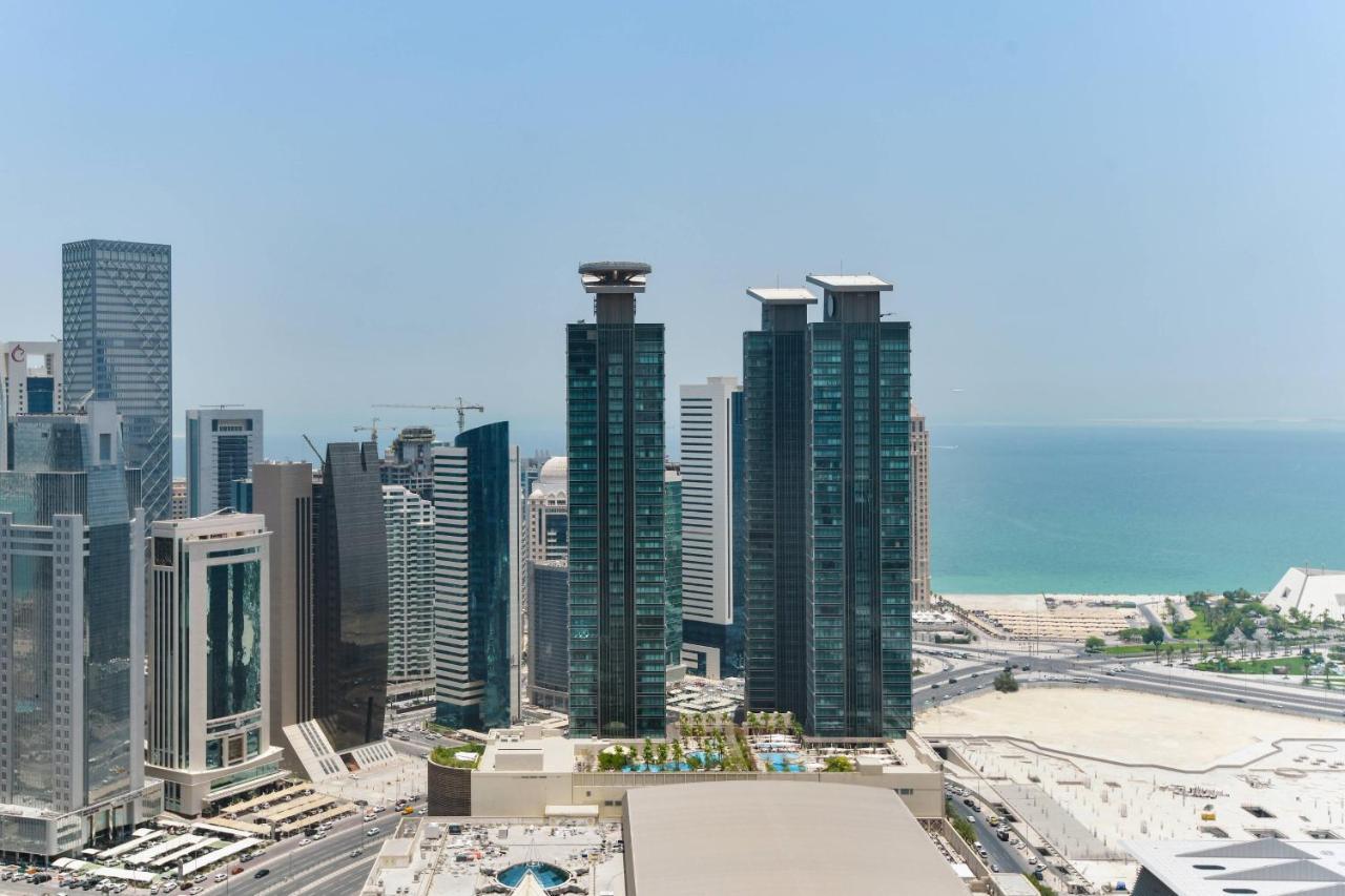 Deluxe King Room Beach Access