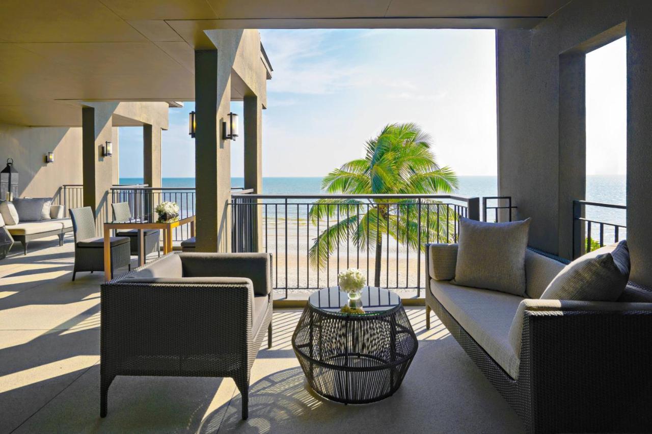 1 Bedroom Presidential Suite 1 King Sea view,1350872116:JPEG