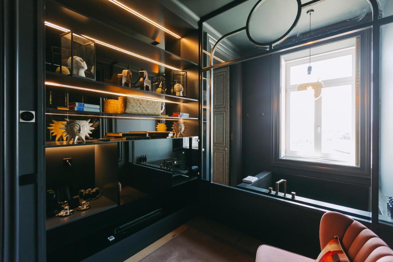 Royal Suite,1360638902:JPEG