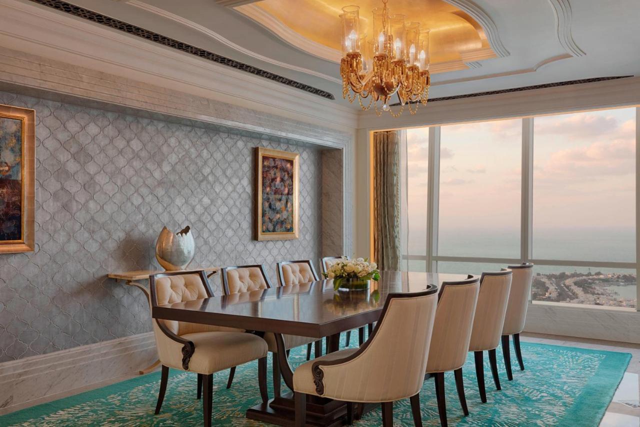 Al Manhal Suite 1 Bedroom Suite 1 King Sea view