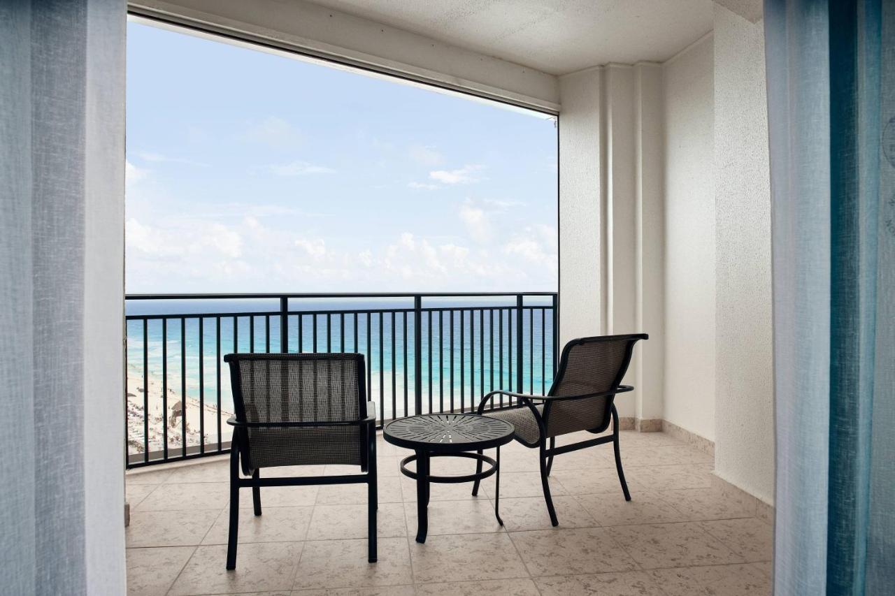 Ocean View Deluxe King Balcony