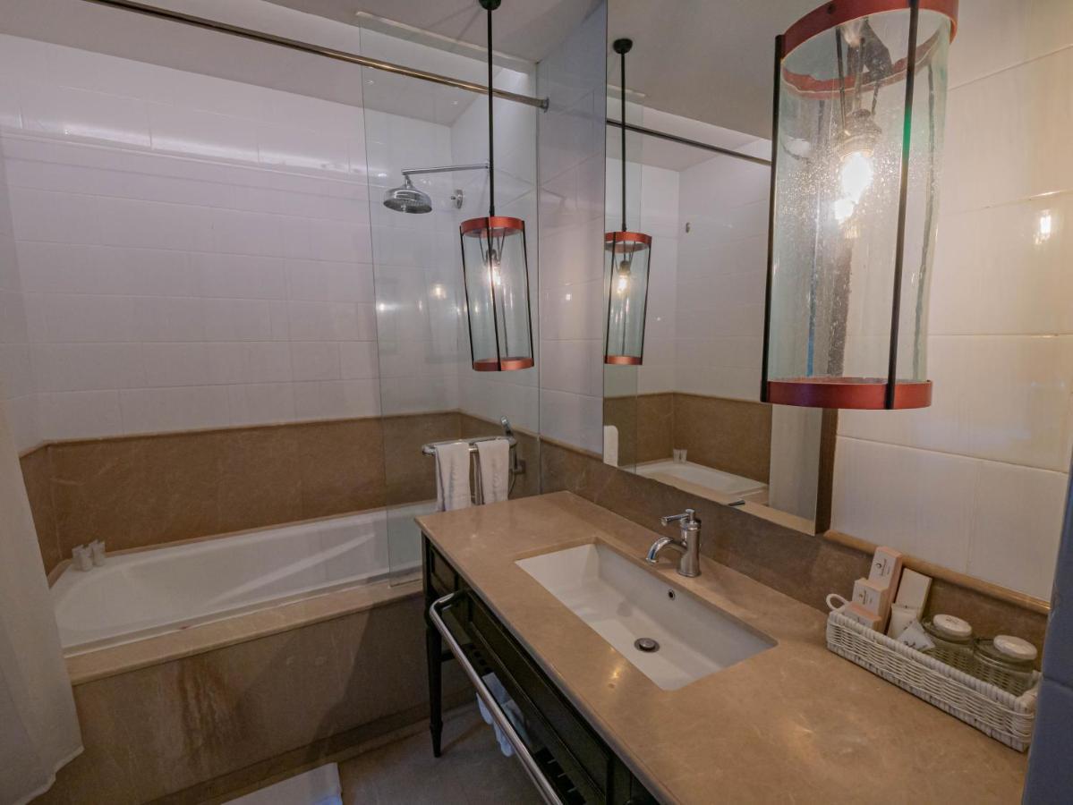 Premier Pool Access Room Daily Minibar