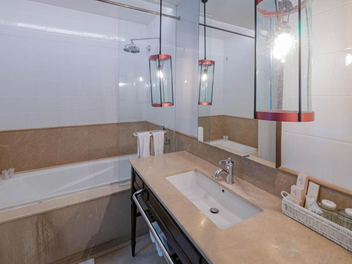 Premier Pool Access Room Daily Minibar