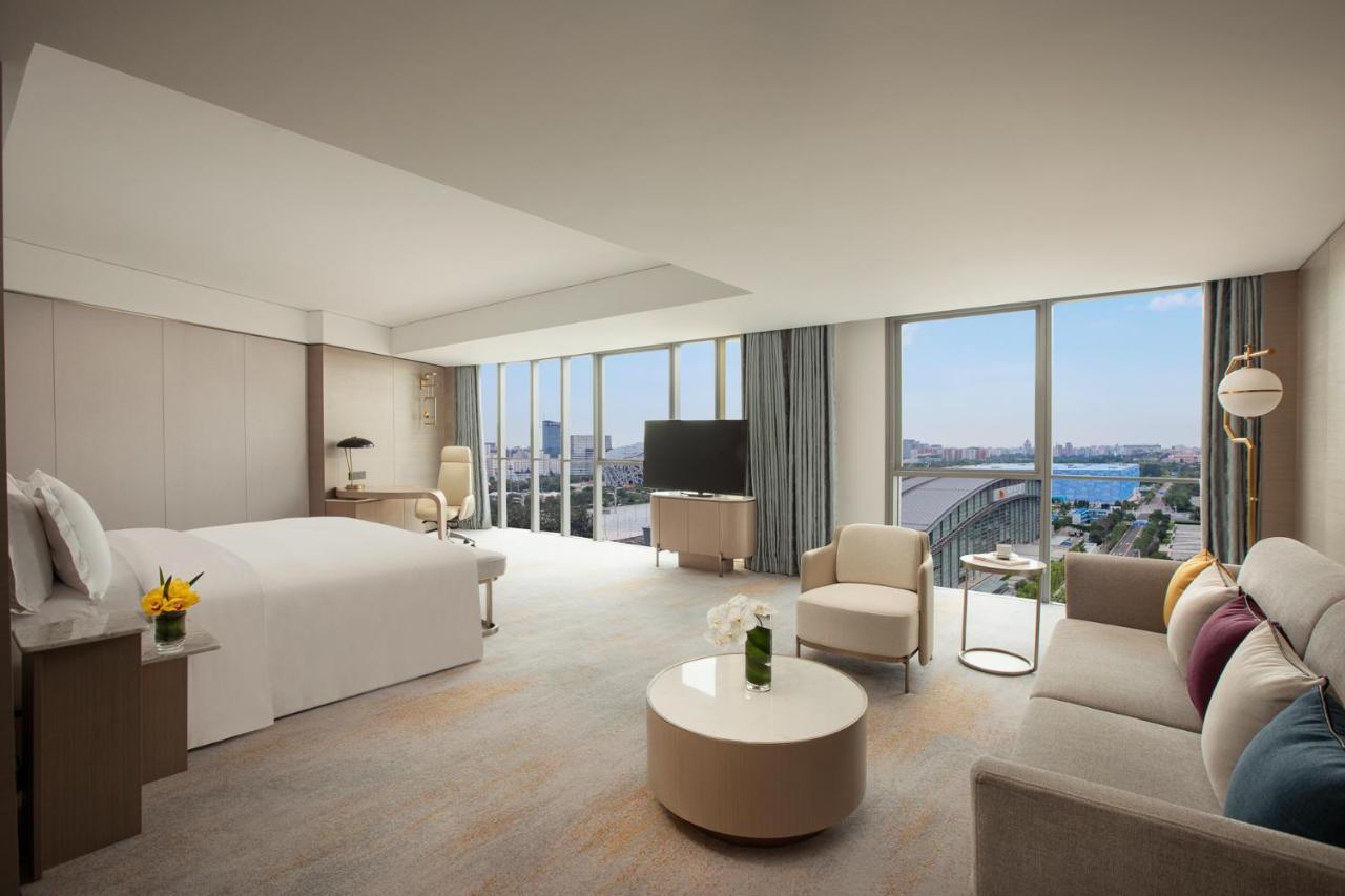 King Junior Suite with Birds Nest View - Club Lounge Access,1663739478:JPEG