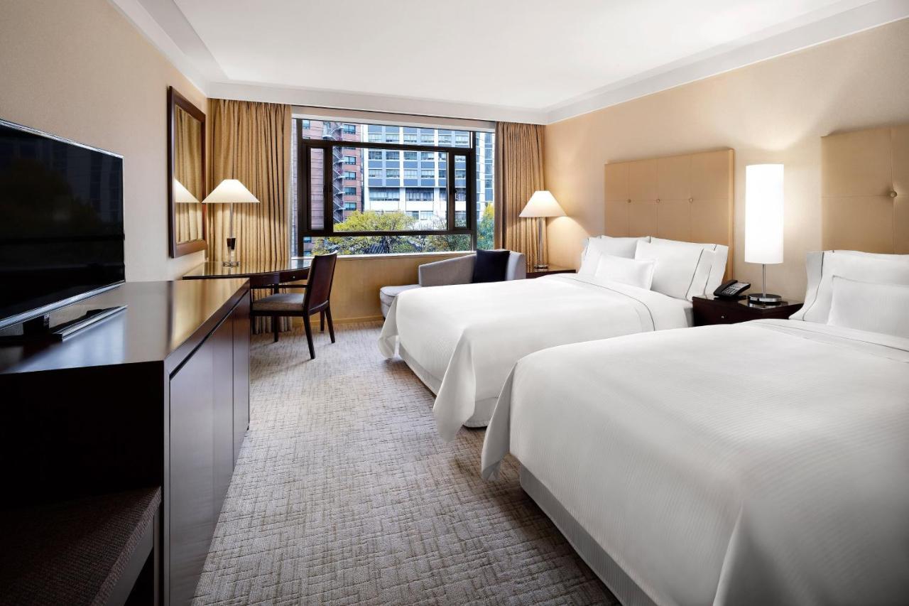 Deluxe 2 Beds Room