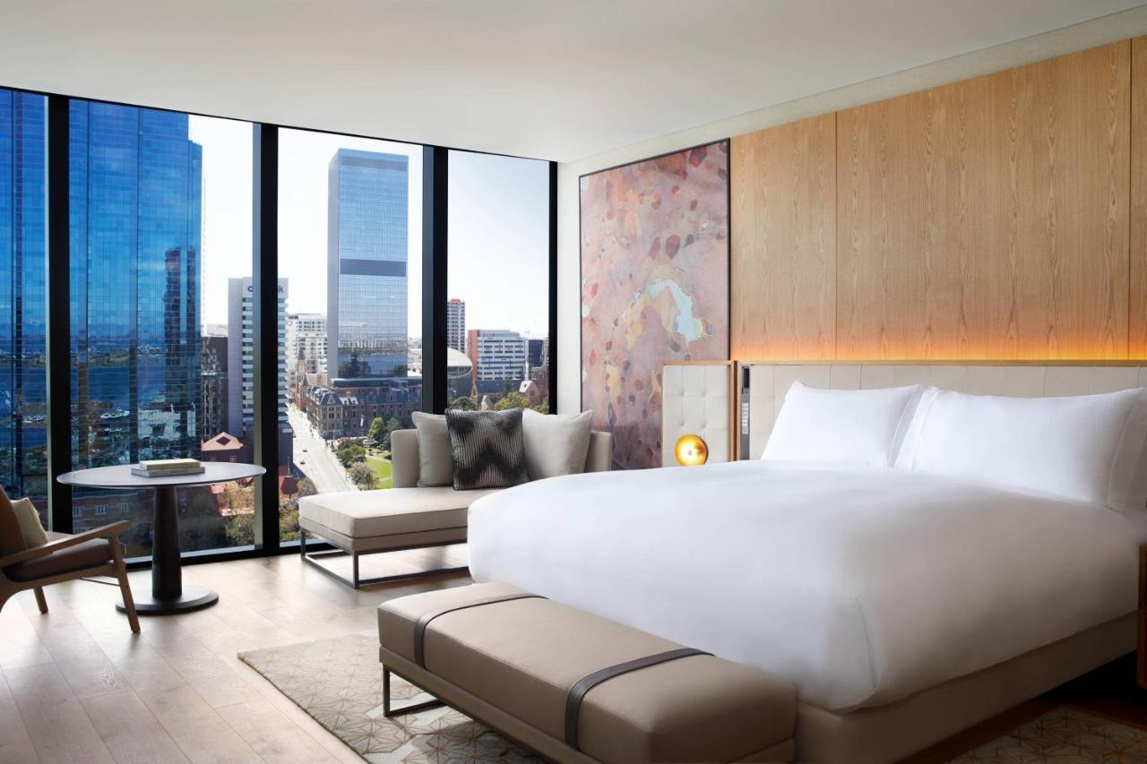 City View Guest Room 1 King Bed