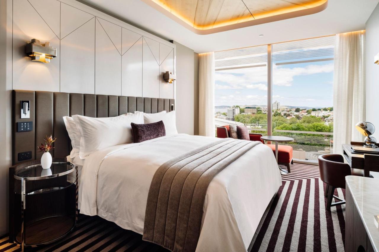 Water View King Room