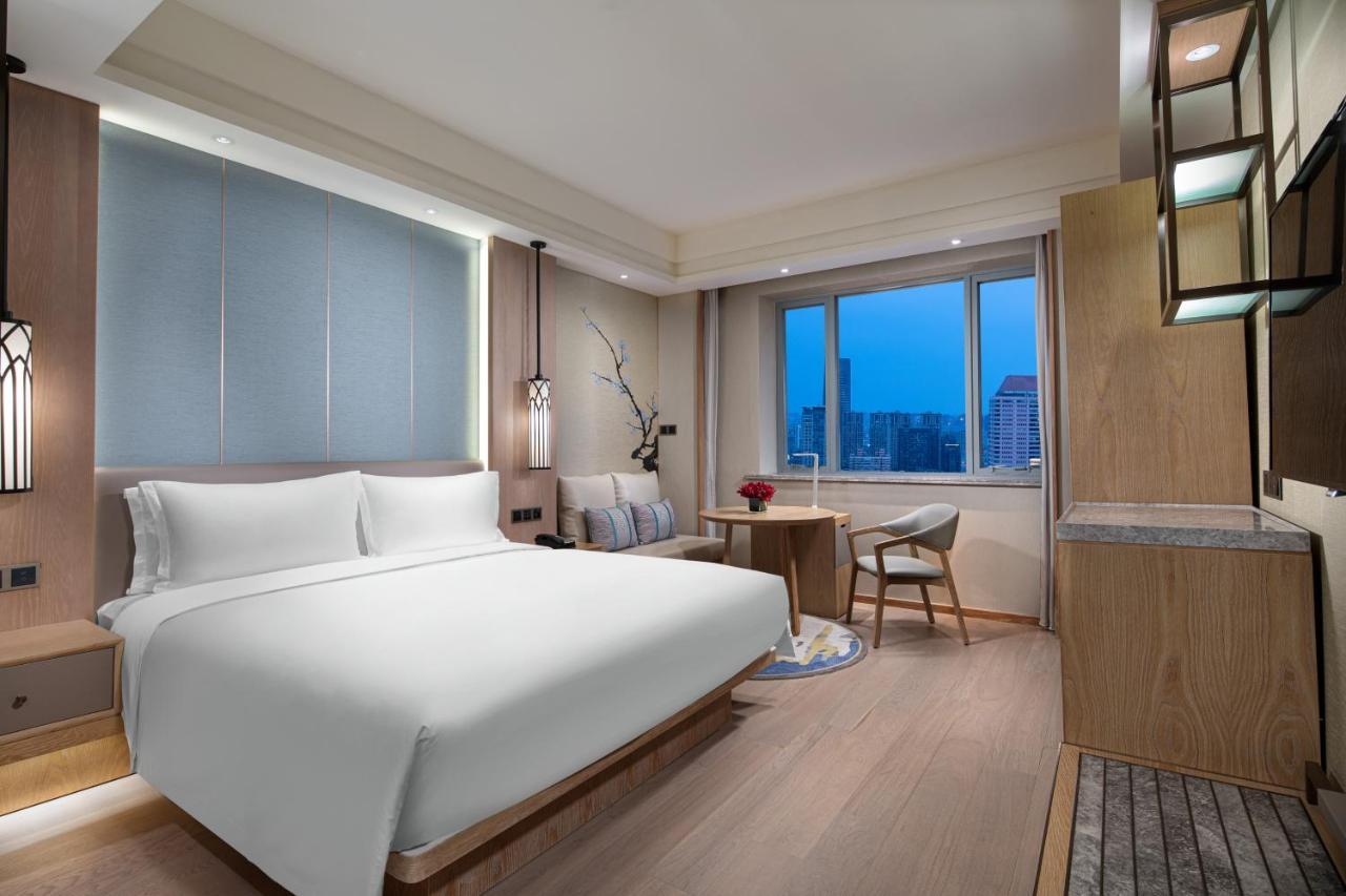Premium King Room,1355431502:JPEG