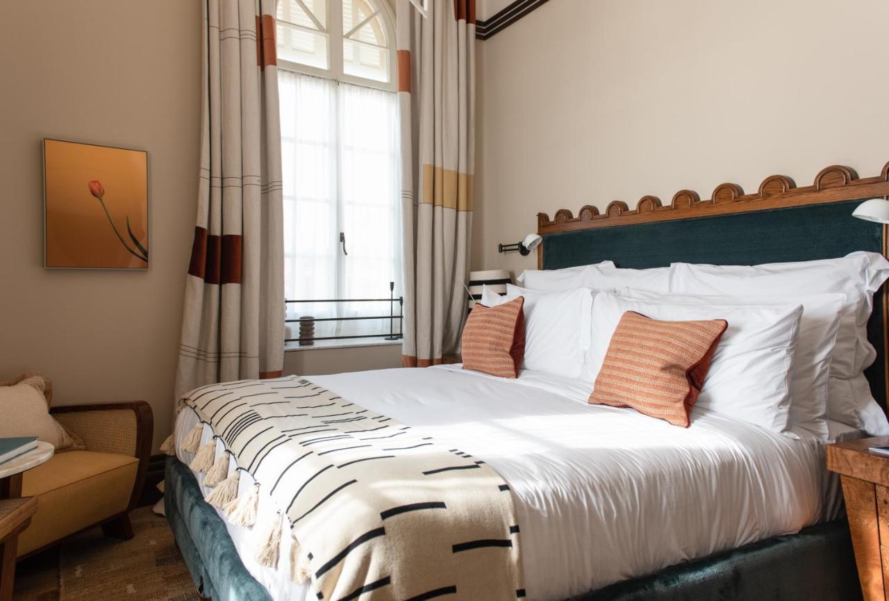 Double Room,1358529971:JPEG
