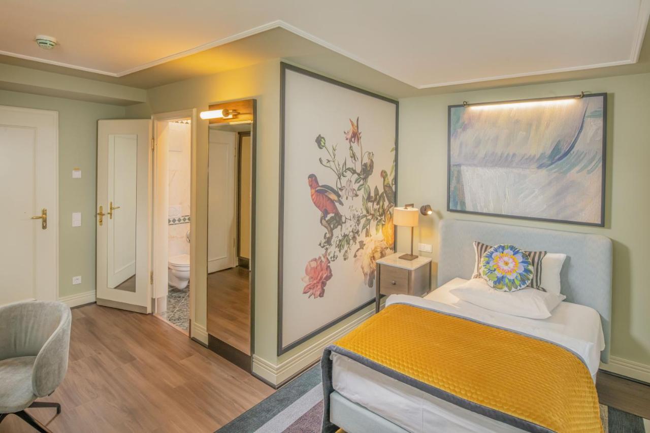 Single Room Living