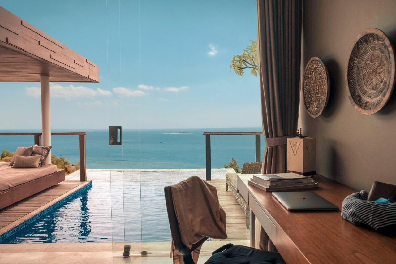 Ocean View Villa with Private Infinity Pool,1364200334:JPEG