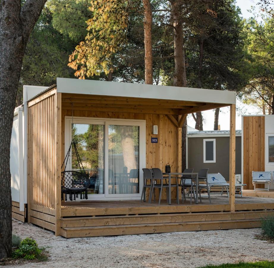 Premium Two-Bedroom Mobile Home with Terrace,1589121529:JPEG