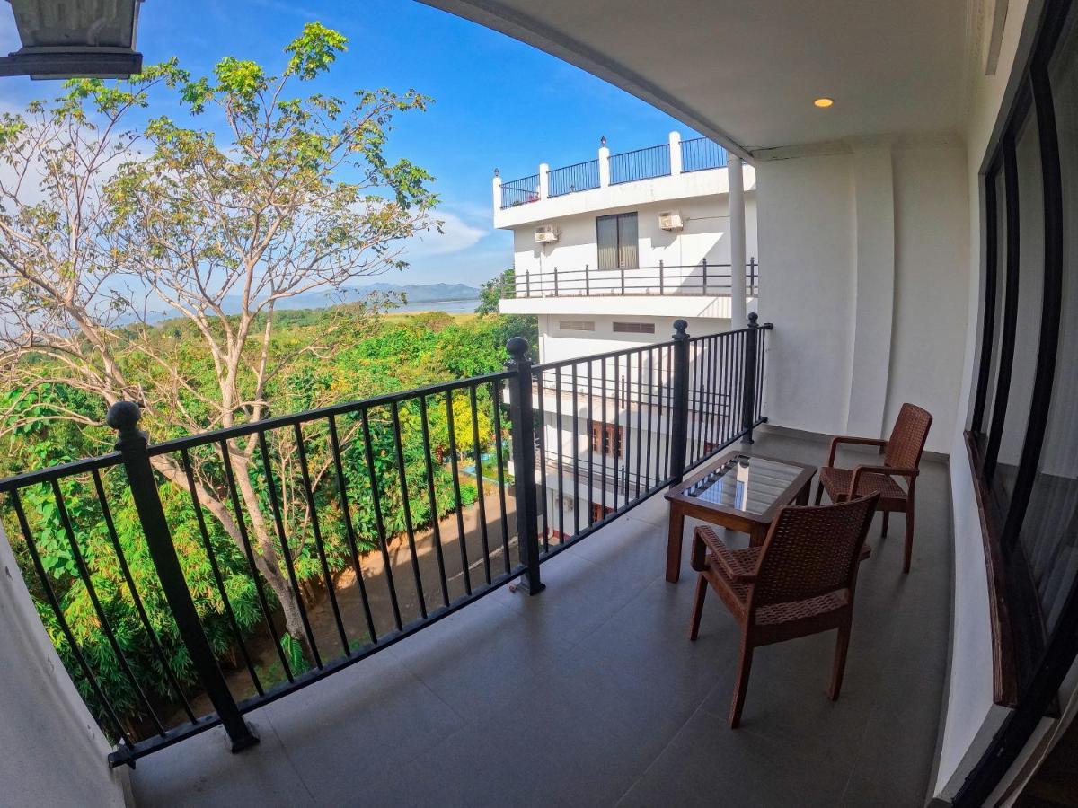 Superior Deluxe Room Lake View