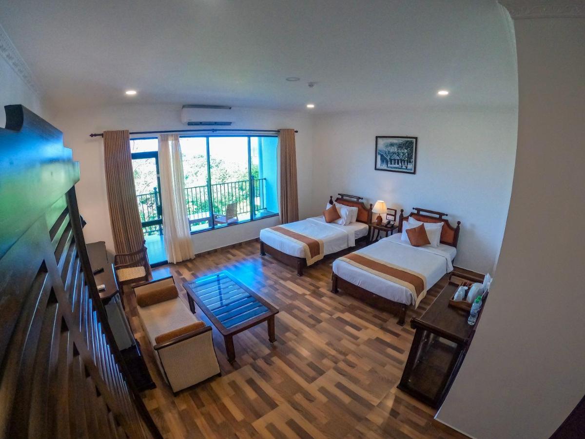 Superior Deluxe Room Lake View