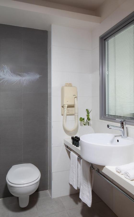 Superior Room with Sea View (2 Adults + 1 child),1371471995:JPEG