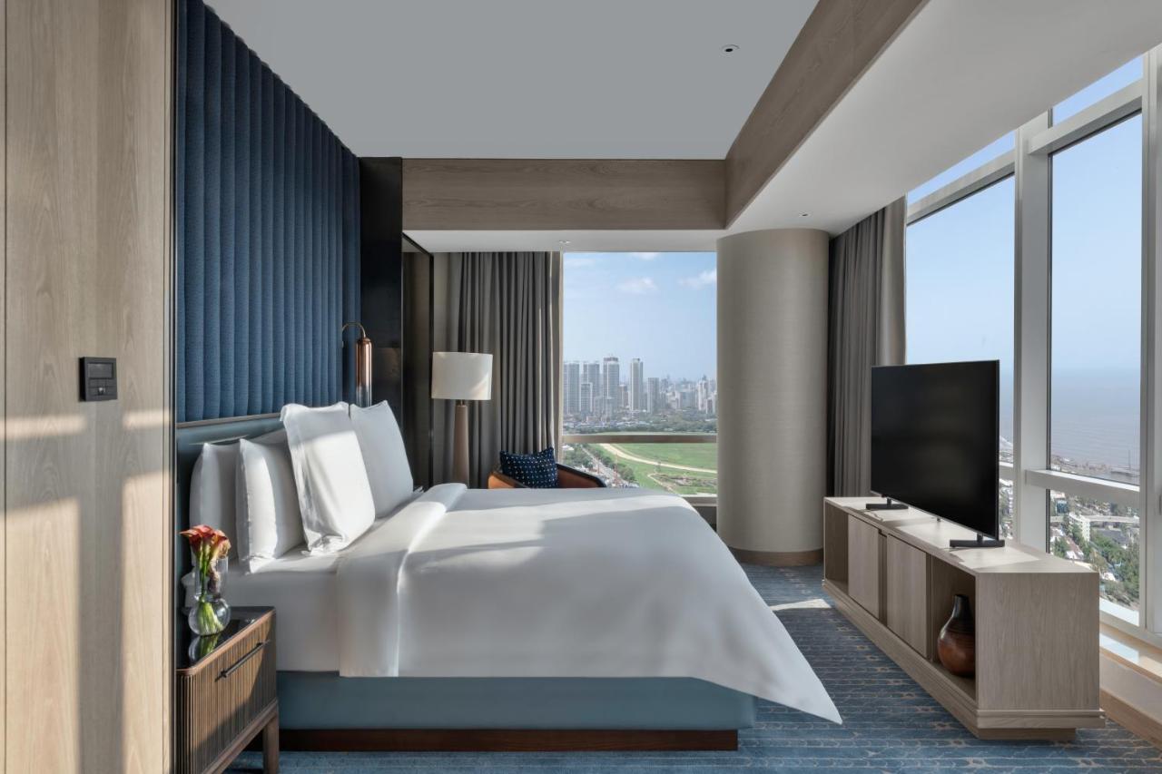 Deluxe Zimmer mit Kingsize-Bett mit Meerblick