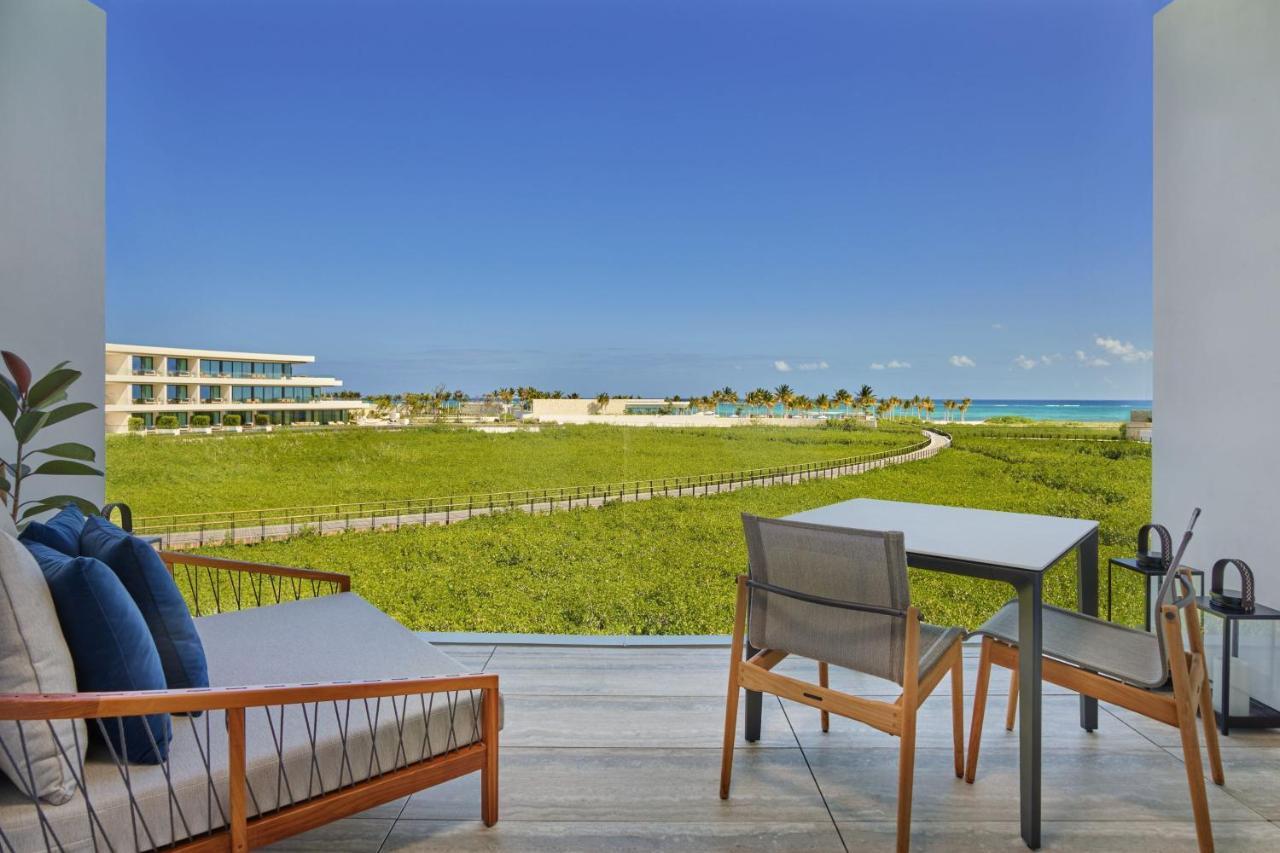 Deluxe King Room Ocean View Terrace