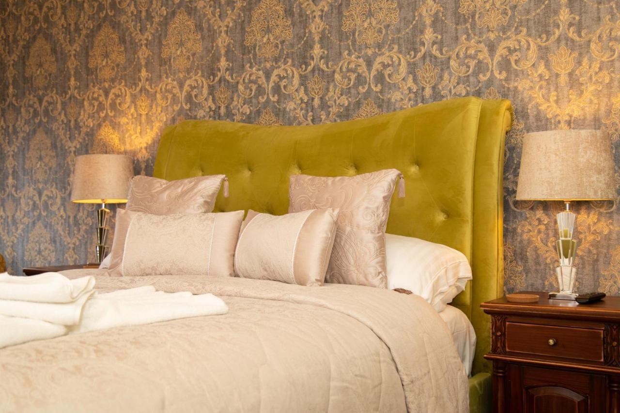 Luxury Superior Room