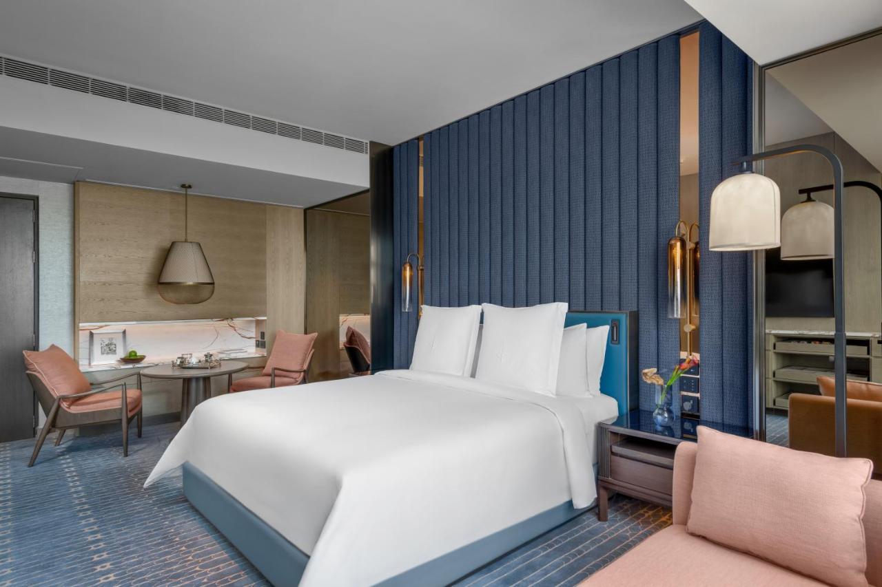 Deluxe Room Sea View King