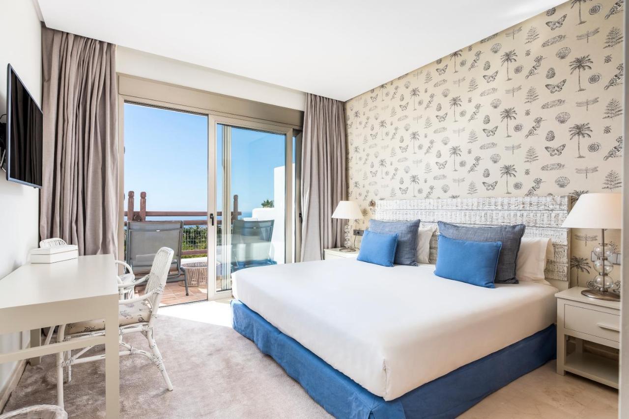 Two-Bedroom Suite with Sea View,1382289146:JPEG
