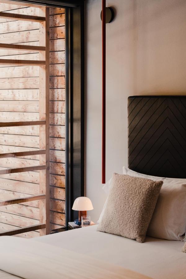 Family Suite,1382838254:JPEG