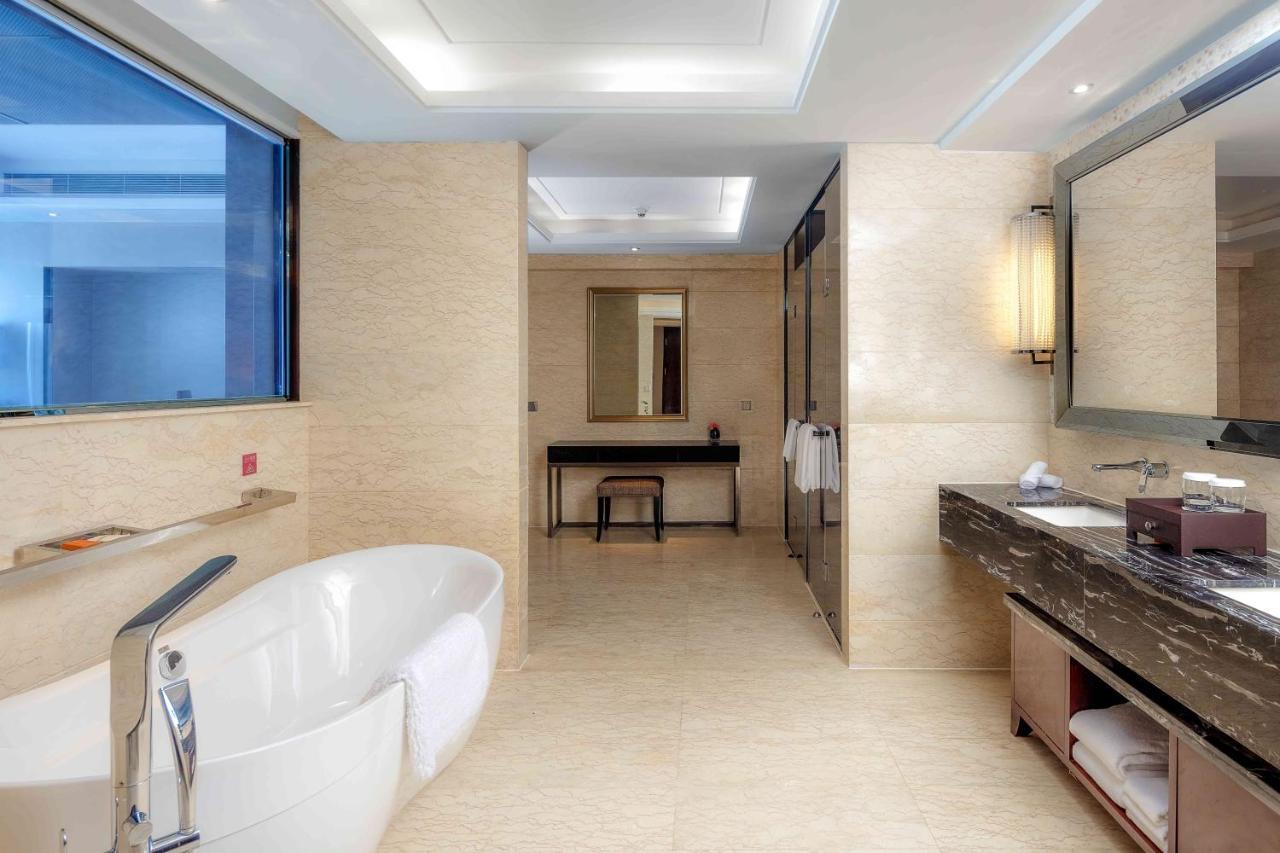 Executive King Suite