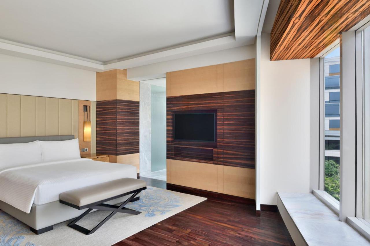 Executive Suite 1 King