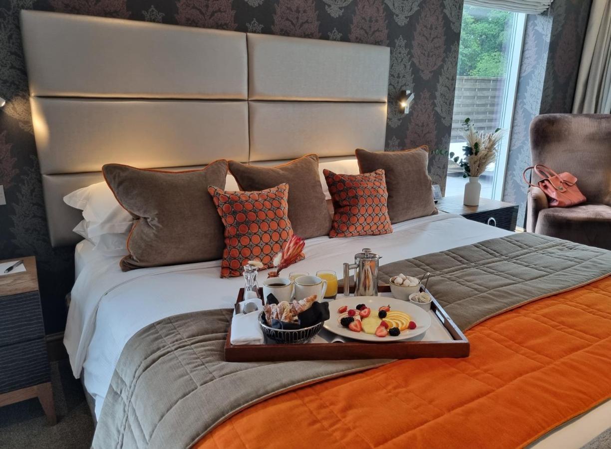 Luxury Garden Suite